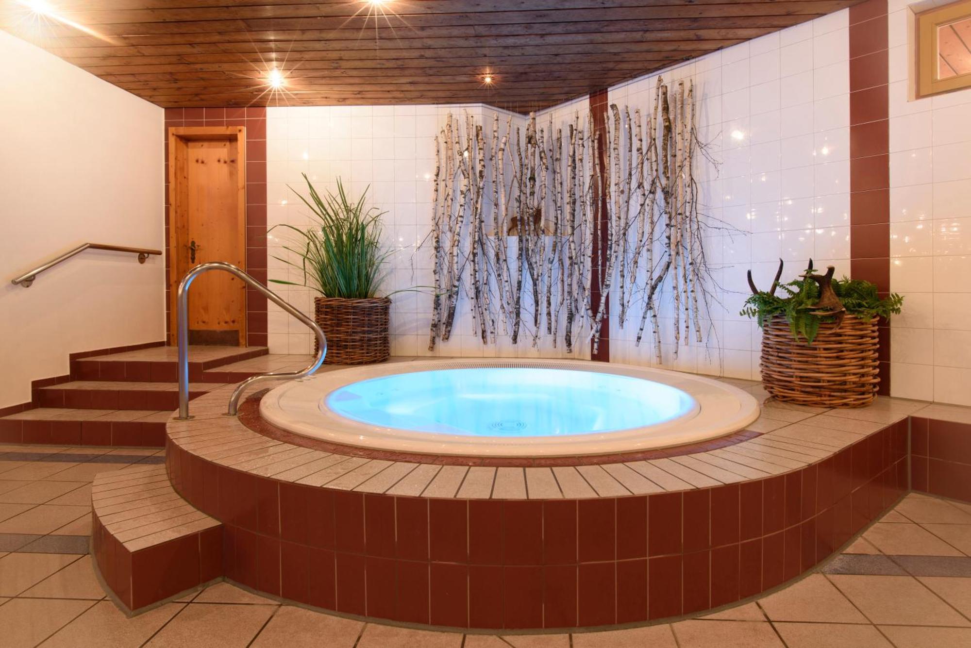 Hotel Montafoner Hof Schruns Екстериор снимка